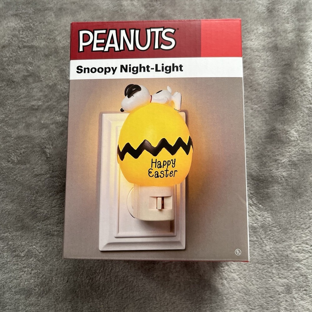 Roman Giftware‎ Peanuts Snoopy Happy Easter Egg Night Light - New In Box